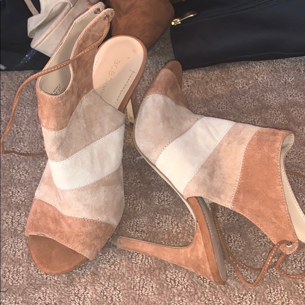 BCBG heels